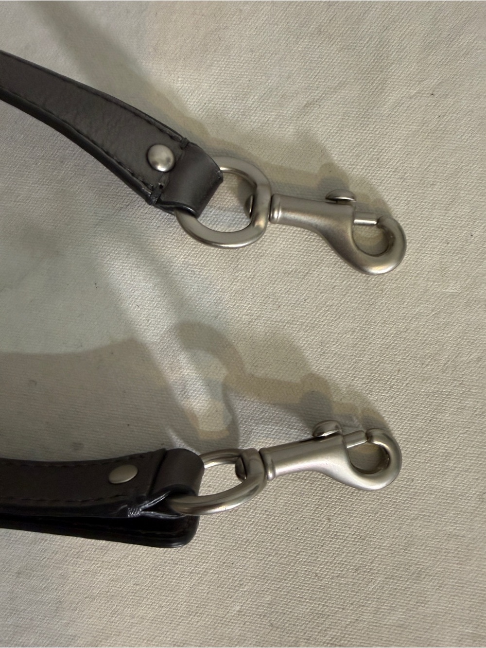 VTG Coach Large Zoe Metallic Pewter Leather Hobo Shoulder Bag Silver F14706
Y2K - Picture 13 of 16